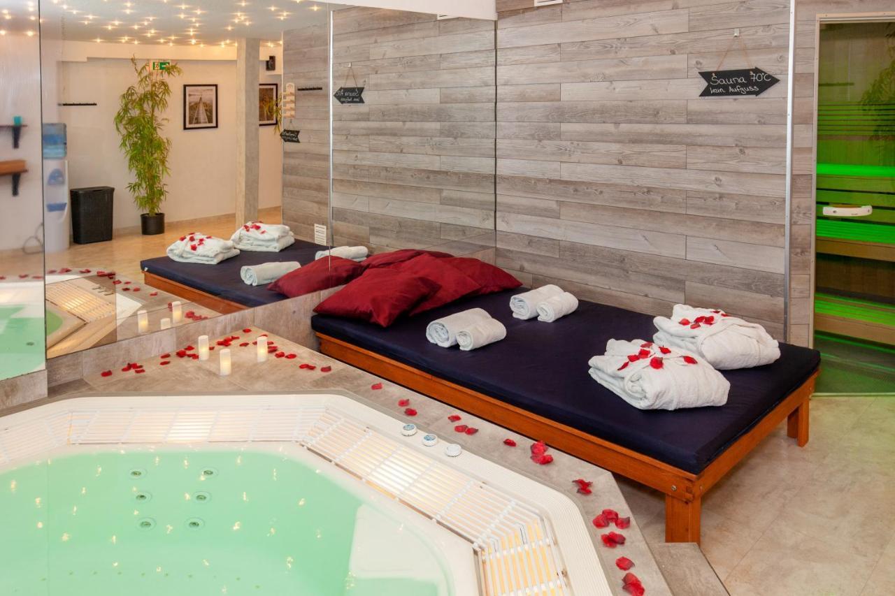 Relax Hotel & Spa Щутгарт Екстериор снимка