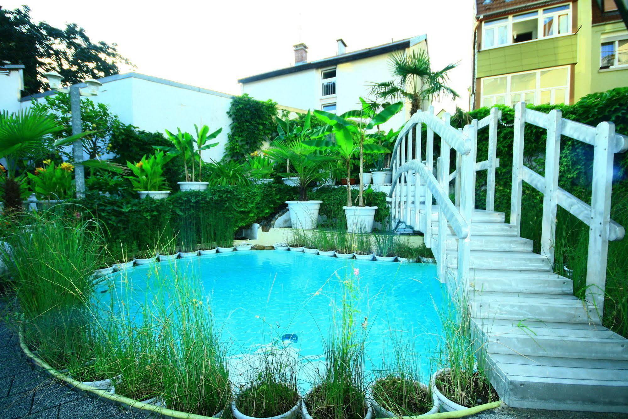 Relax Hotel & Spa Щутгарт Екстериор снимка